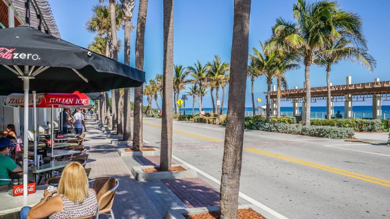 M Lake Worth Beach: Modern Villas with Retro Charm Near Palm Beach Exterior photo