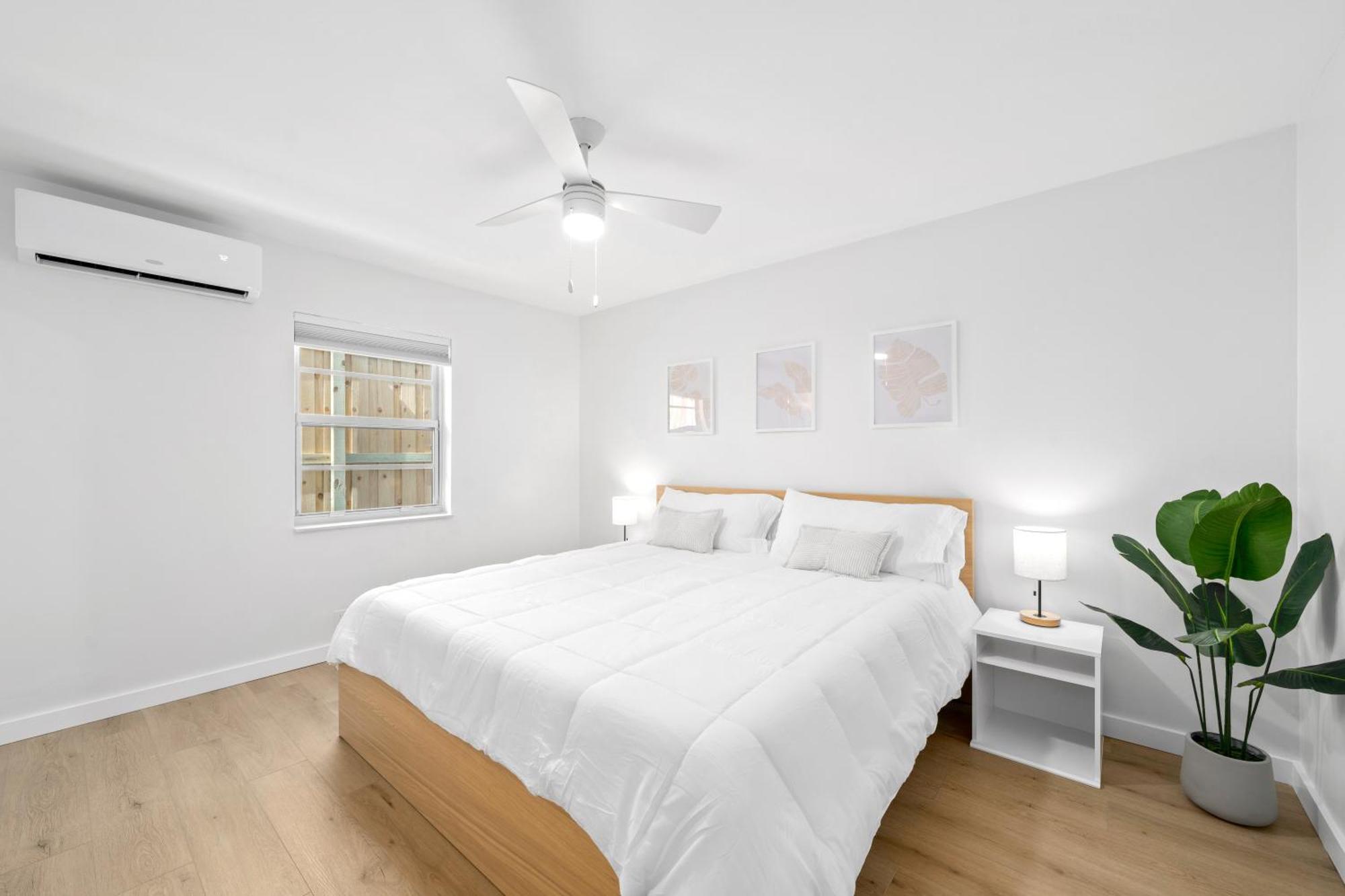 M Lake Worth Beach: Modern Villas with Retro Charm Near Palm Beach Exterior photo